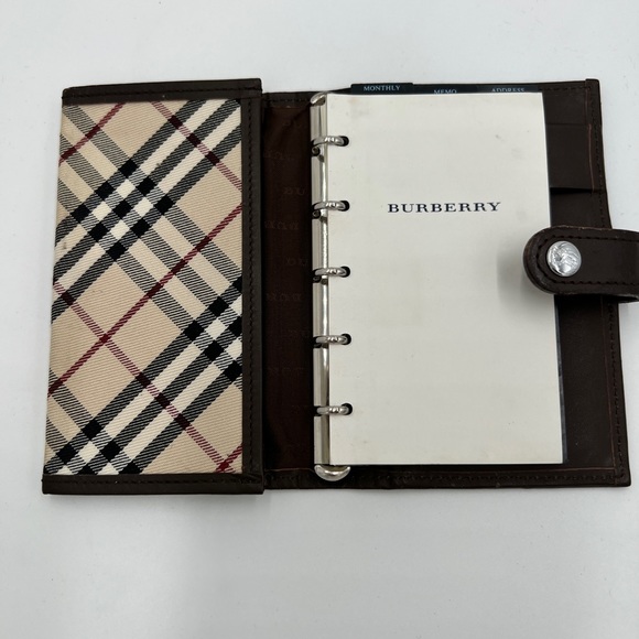 ♦️Burberry Mini address Planner/Credit card holder - Picture 3 of 5